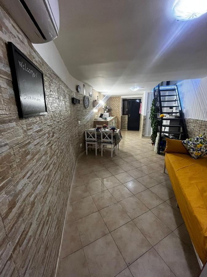 On Ciro Central House Napoli Eksteriør billede